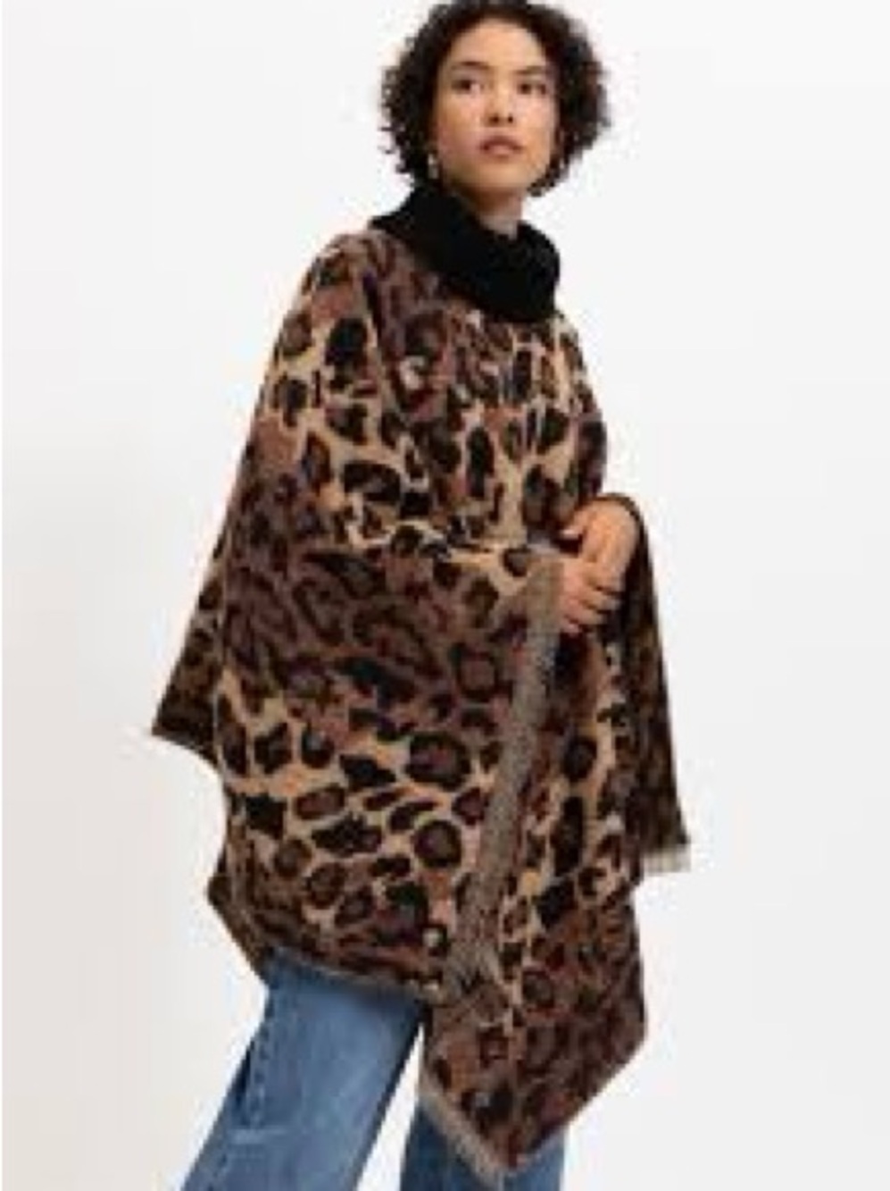 Leopard Print Turtleneck Sweater phonco - Black Collar, Brown Pattern
